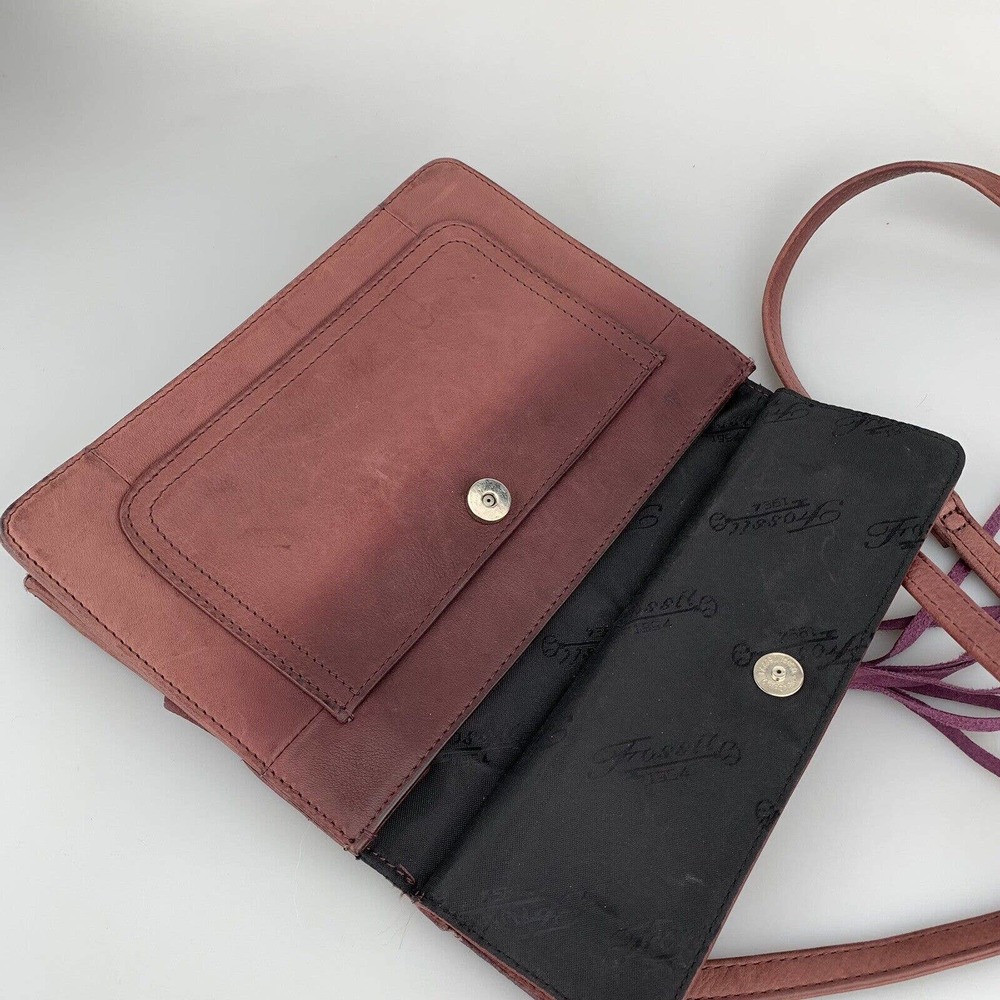 Vintage Fossil Crossbody Purse Leather Saddle Bag Wallet Organizer Purple Purse - Picture 7 of 8